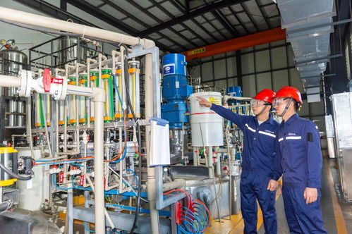 貴州造 新三樣 向新圖強(qiáng)︱著力推動(dòng)電動(dòng)汽車 鋰電池 太陽(yáng)能電池高質(zhì)量發(fā)展