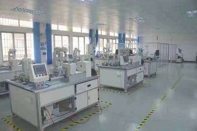 機(jī)電工程學(xué)院 育智造業(yè)精英 電子材料銷售新篇